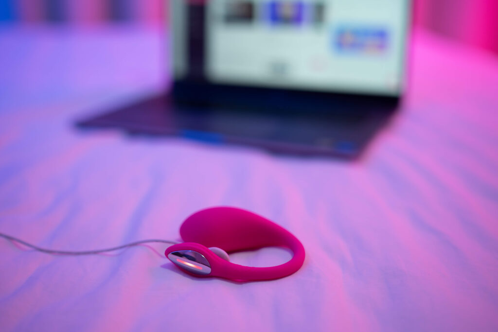 Lovense lush 4 charging battery 5 min